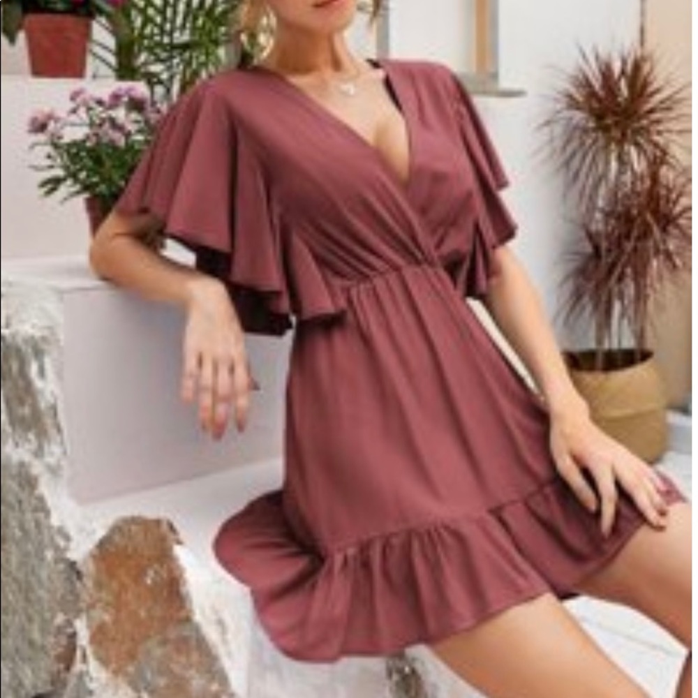 Short loose sleeve midi dress!